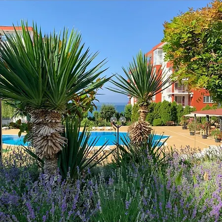 St.vlas Imperial Fort Lejlighed